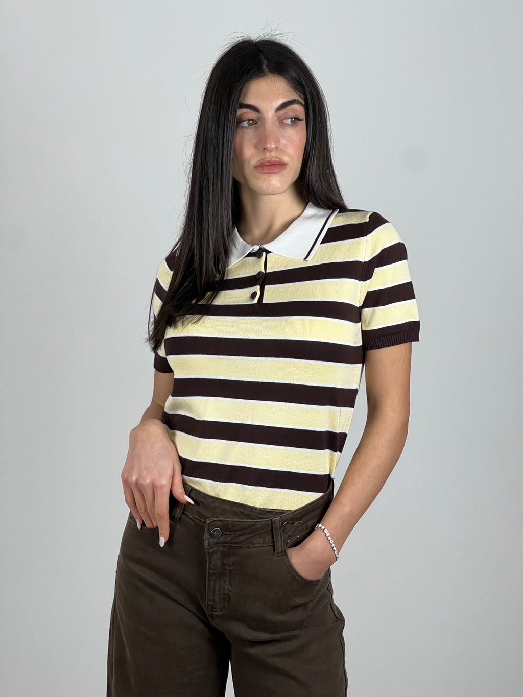 Polo manica corta a righe in filato col. Marrone