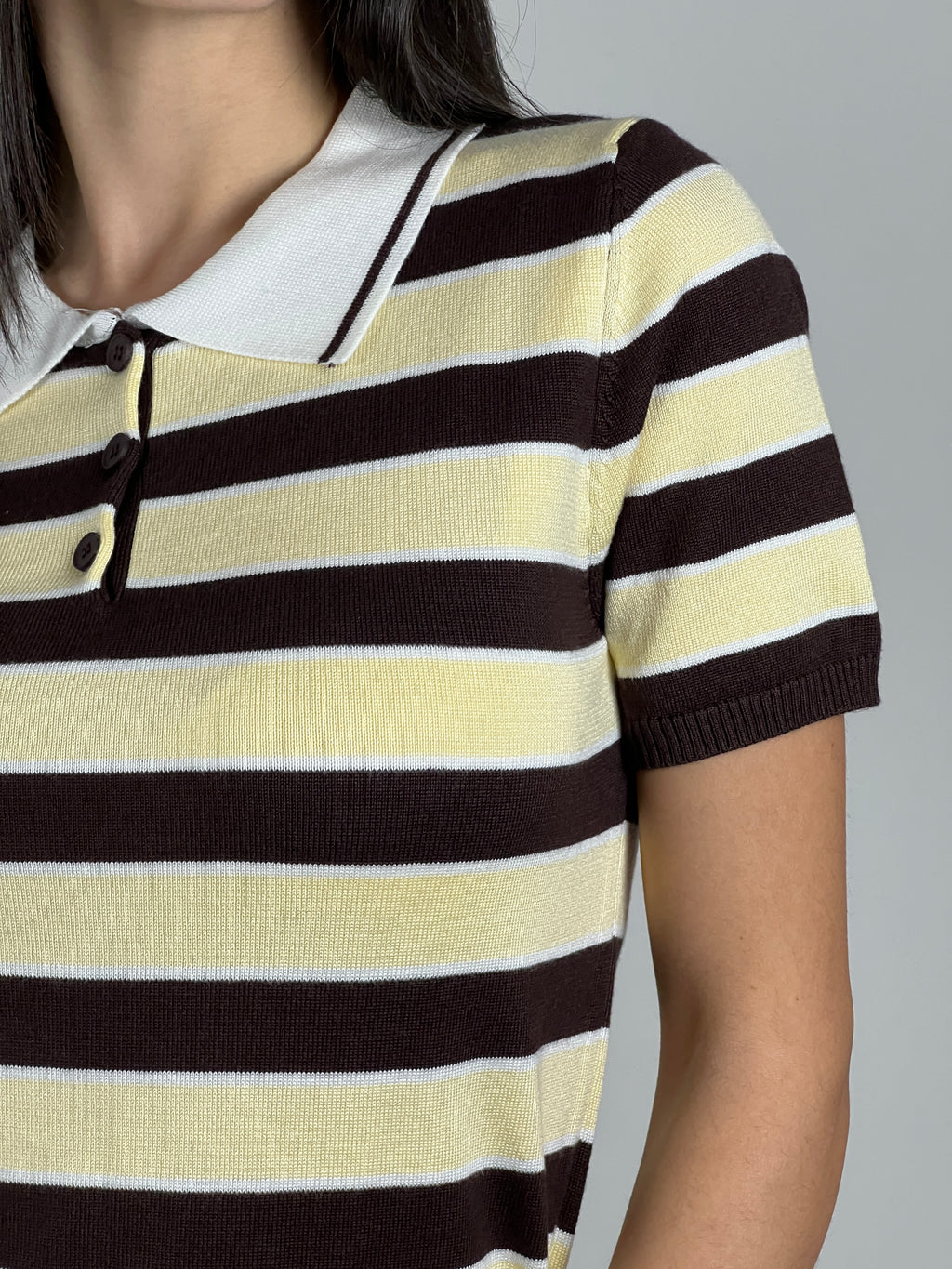 Polo manica corta a righe in filato col. Marrone