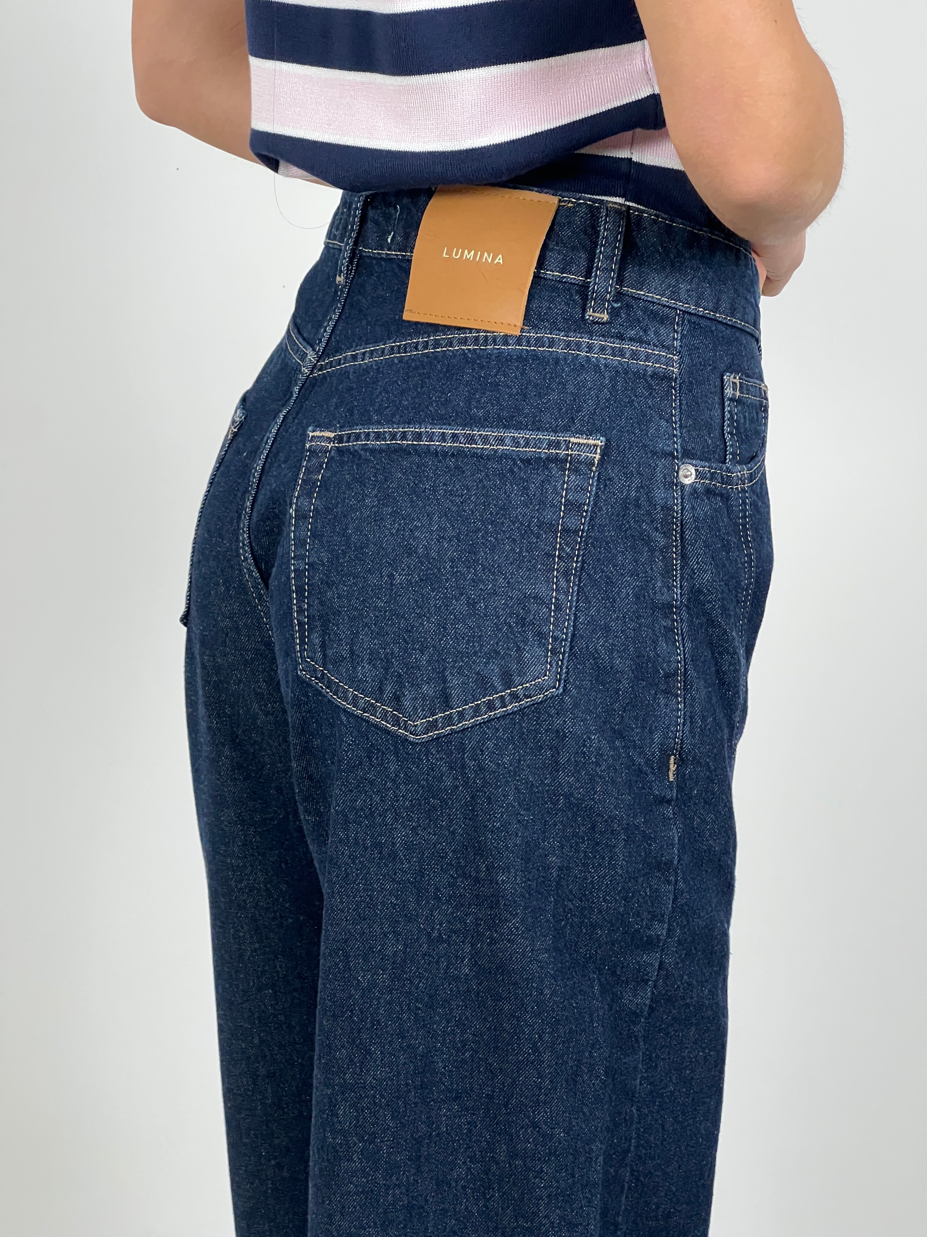 Jeans cucitura a scivolo by Lumina col. Denim scuro