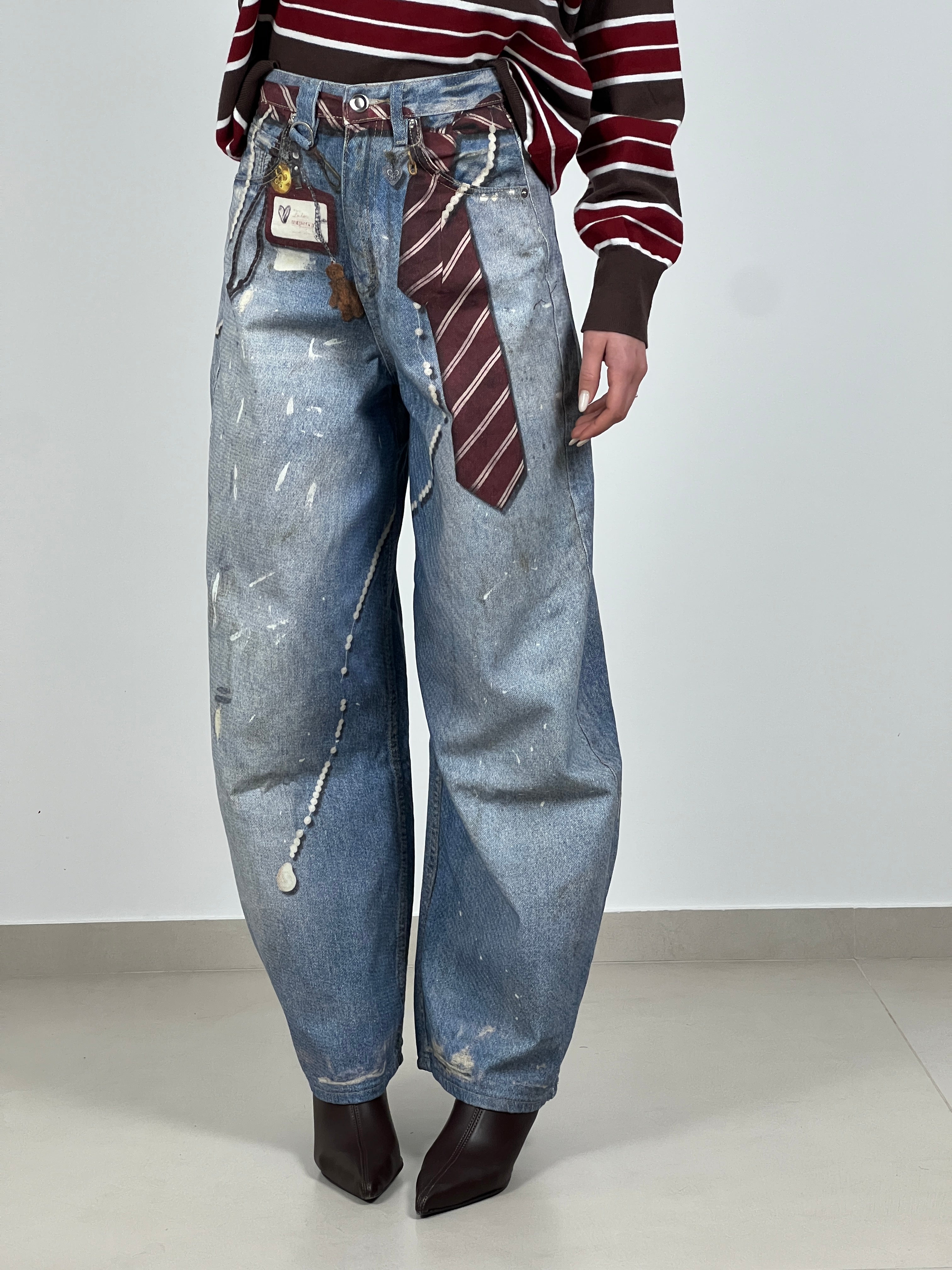Jeans Barrel con stampa cravatta col. Denim