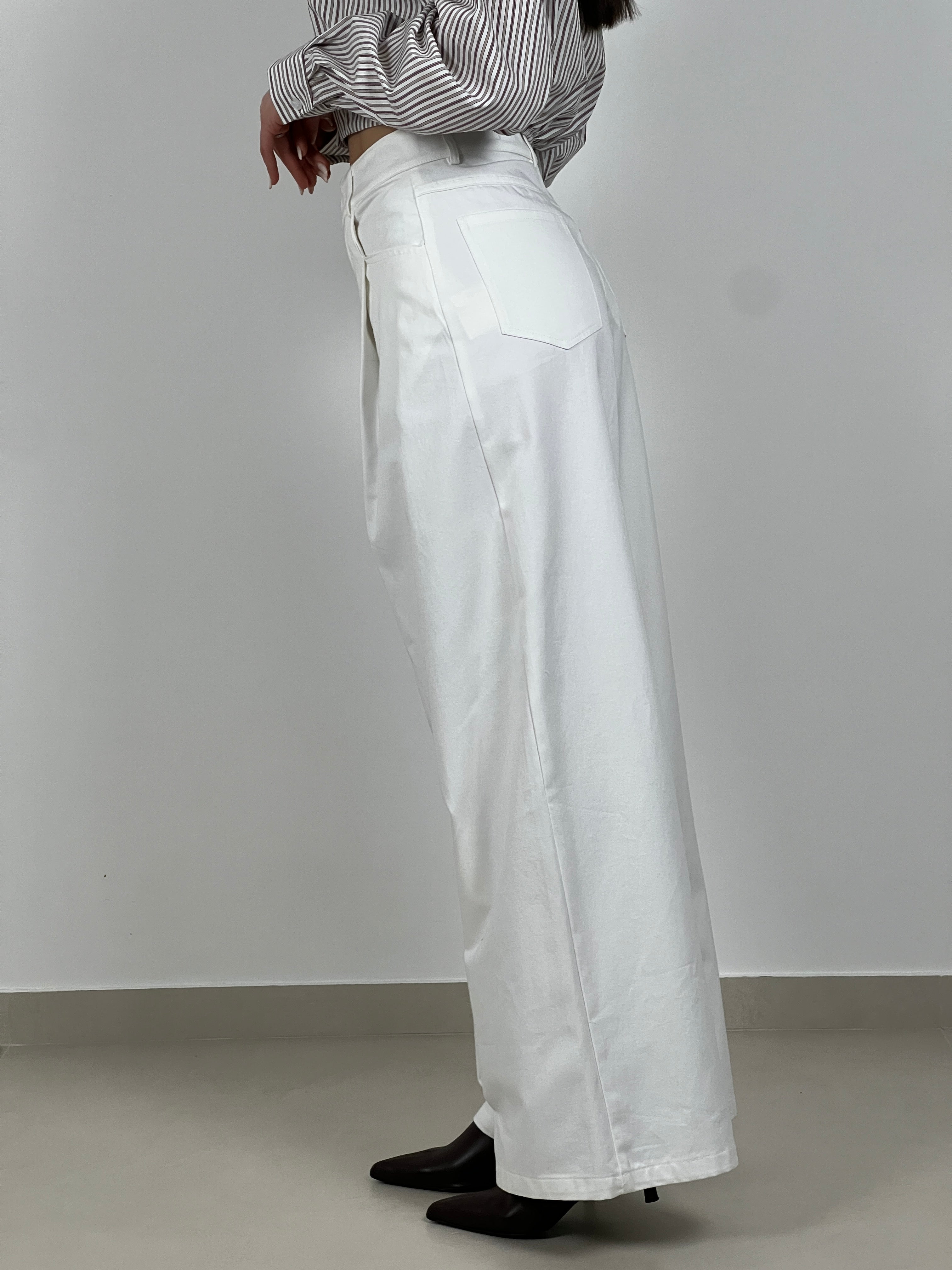 Pantalone in bull di cotone by Lumina col. Bianco