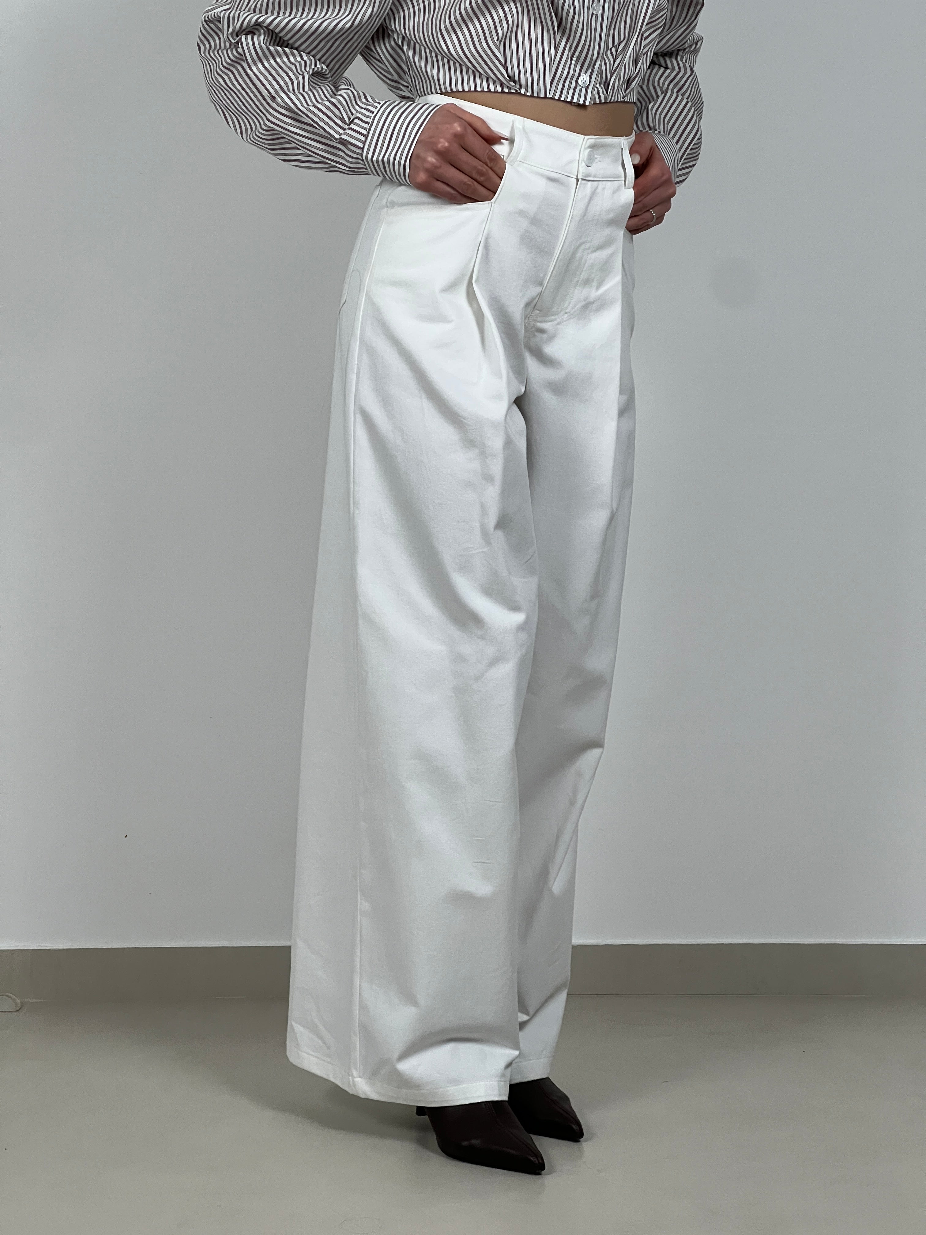 Pantalone in bull di cotone by Lumina col. Bianco