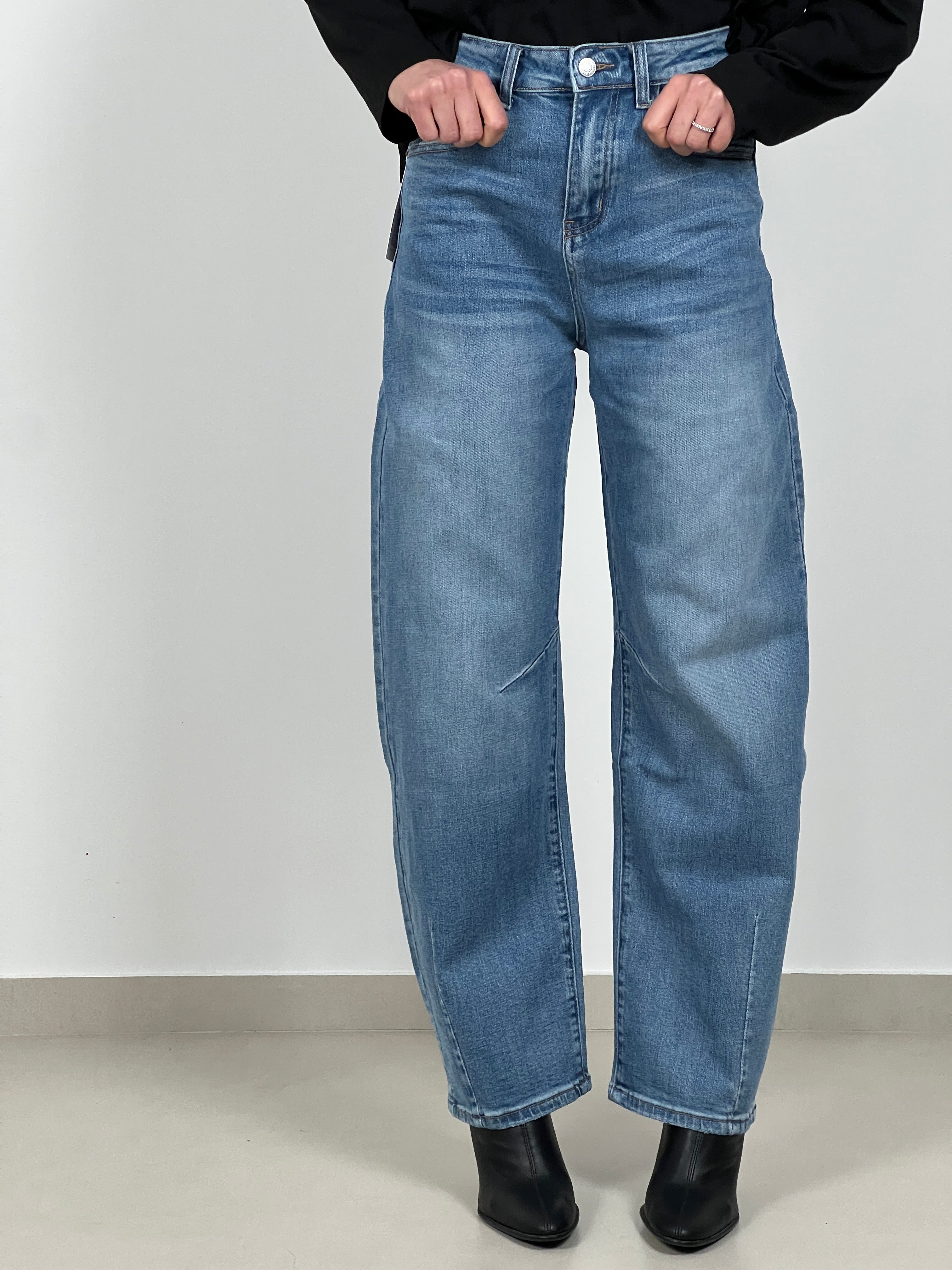Jeans baggy lavaggio basic col. Denim