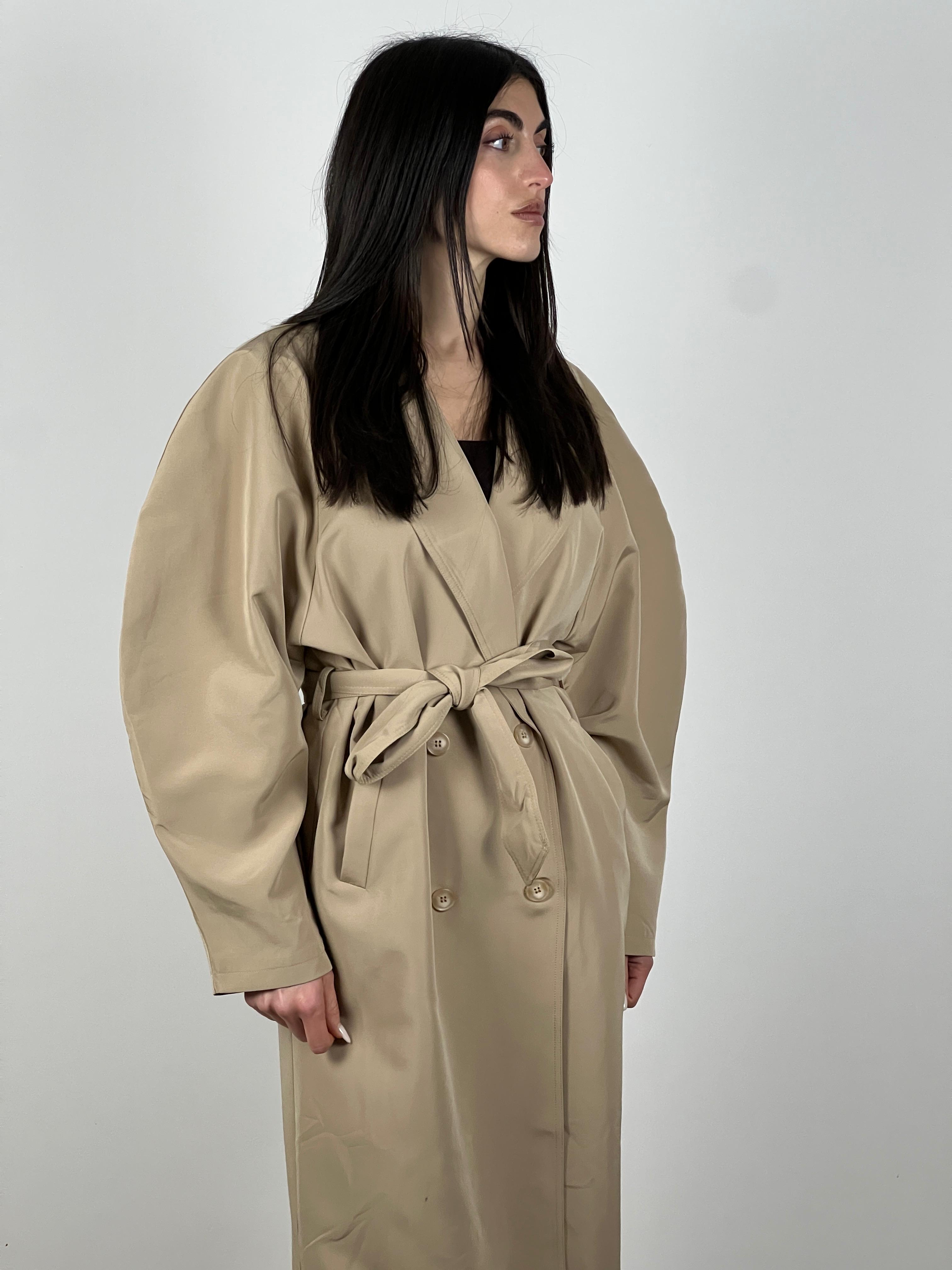 Trench con manica a ovetto col. Beige