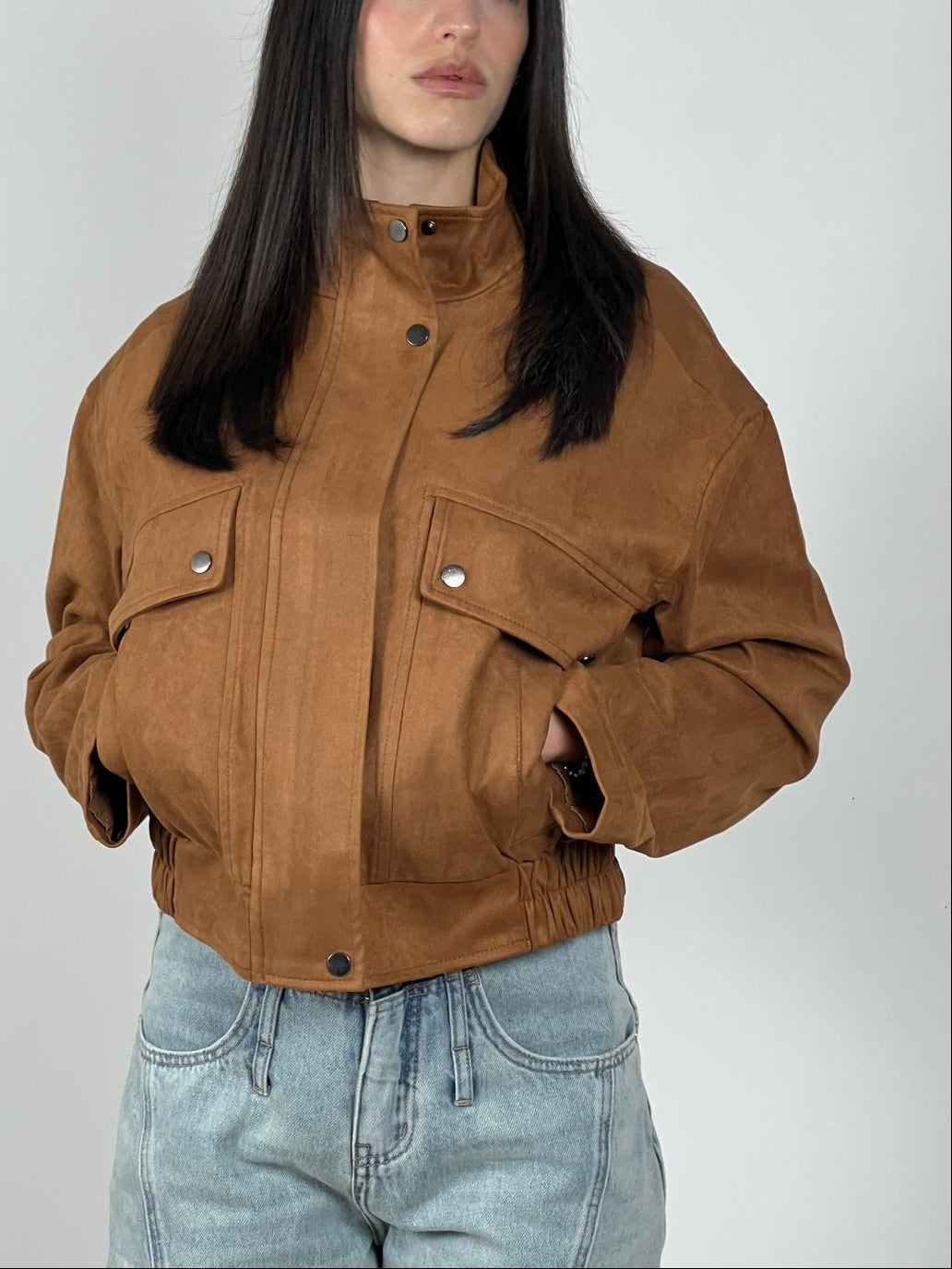 Bomber suede con taschini col. Coccio