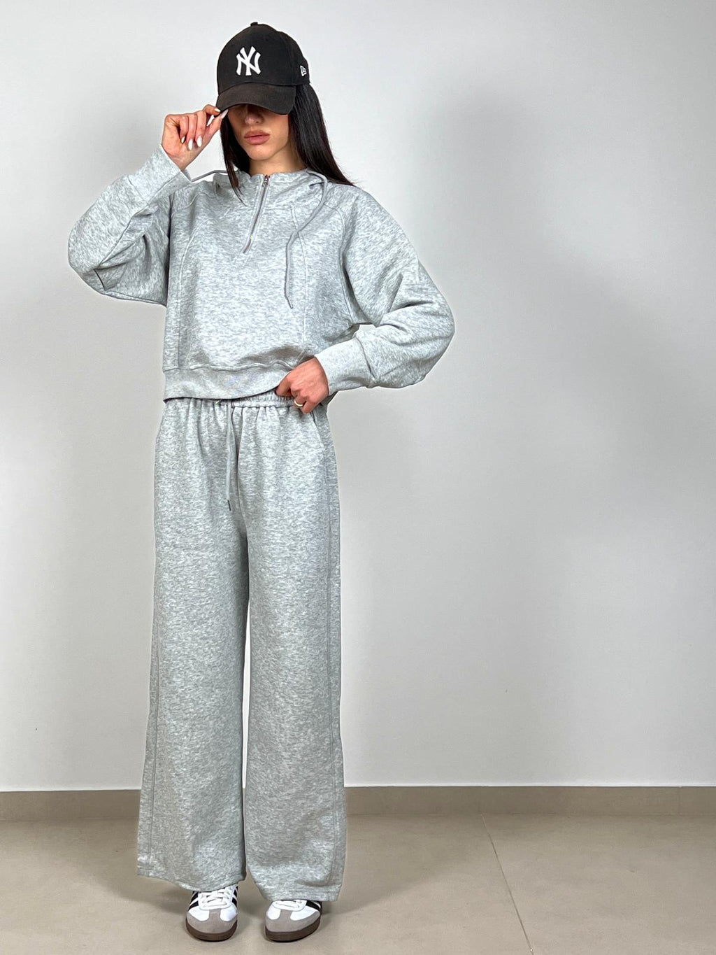 Completo felpa + pantalone palazzo col. Grigio